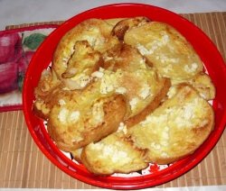Баница с хляб в тава