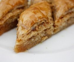 баклава с извара и орехи